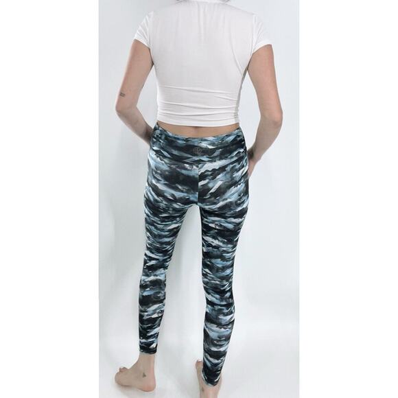 Marika Balance Collection Blue Print Mid Rise Ankle Length Leggings Size Small - Picture 2 of 3